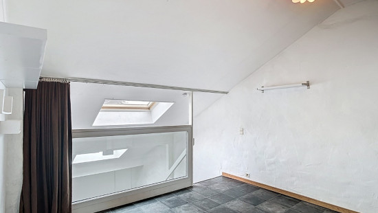 rue du Faubourg - 12A - - 6856