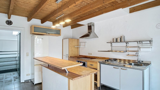 rue du Faubourg - 12A - - 6856