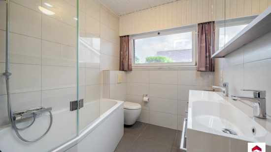 Statiestraat - 123 - - 8720