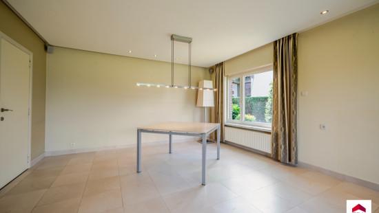 Statiestraat - 123 - - 8720