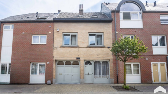 Dokter de Moorstraat - 109 - - 9300