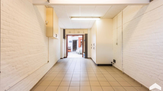 Dokter de Moorstraat - 109 - - 9300
