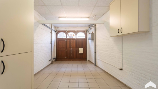 Dokter de Moorstraat - 109 - - 9300