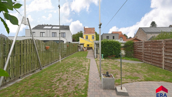Oostveldstraat - 242 - - 9900