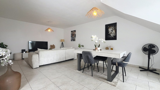 Rue Harkay - 214 - 8 - 4400