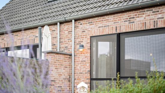 Laurierstraat - 23 - - 8750
