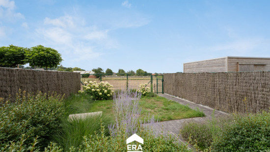 Laurierstraat - 23 - - 8750