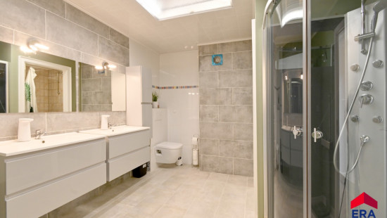 Oostveldstraat - 48 - - 9900