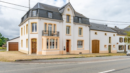 Rue Neuve - 42 - - 6810