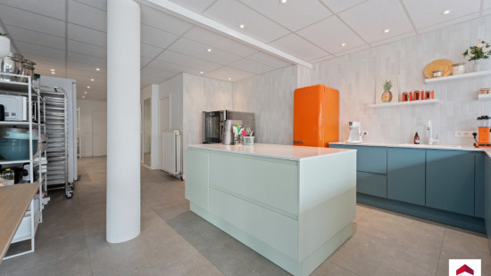 Veldstraat - 37 - - 9910