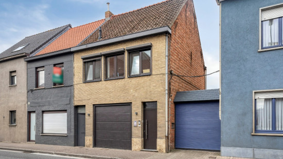 Centrumstraat - 32 - - 9870