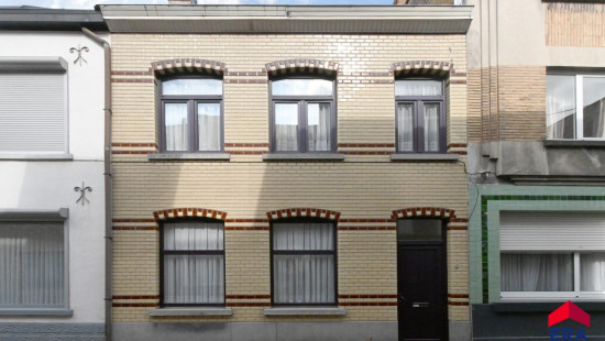 Patersstraat - 6 - - 9900