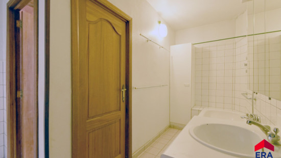 Pastoor De Nevestraat - 55 - - 9900