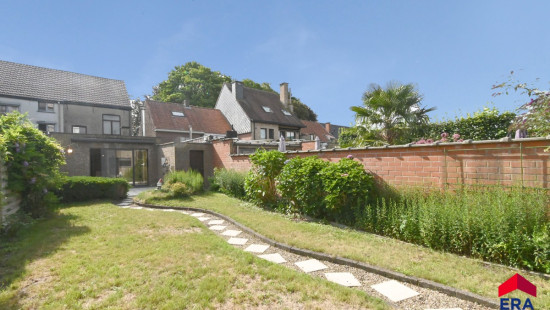 Pastoor De Nevestraat - 55 - - 9900
