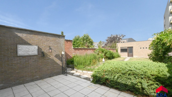 Pastoor De Nevestraat - 55 - - 9900