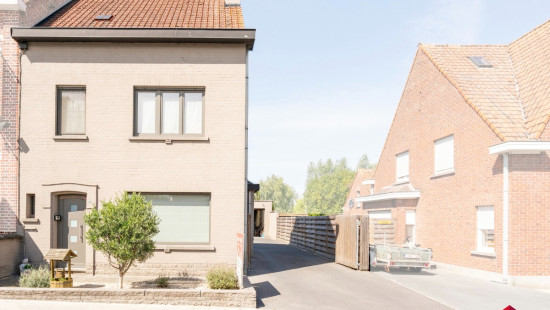 Gullegemsestraat - 106 - - 8880