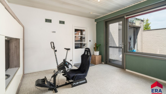Gullegemsestraat - 106 - - 8880