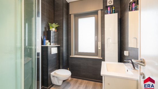 Gullegemsestraat - 106 - - 8880