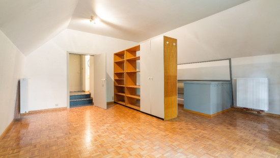 lokerenbaan - 235 - - 9240