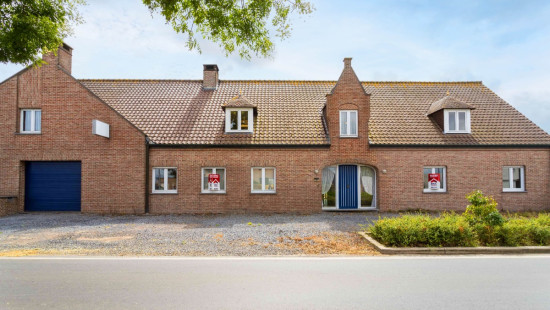 Manestraat - 42 - - 8870