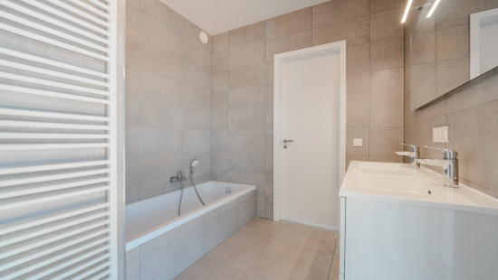 Rue des Bonnes Villes - 15 - - 4020