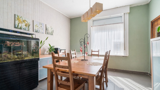 Pastoor Justus de Harduynstraat - 44 - - 9200