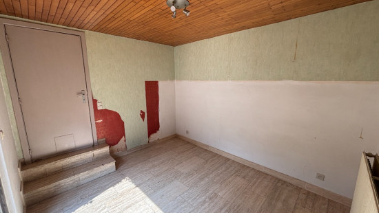 Roeselarestraat - 27 - - 8980