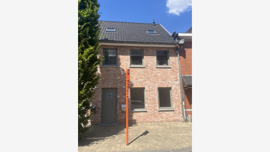 Kerkplein - 12 - 00.01 - 8750