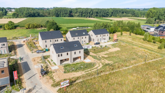 Trotstraat - 18 - - Lot 008 - 9550