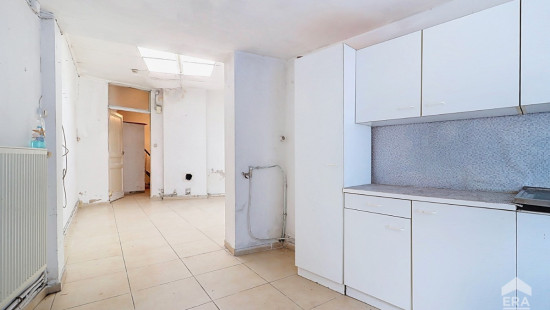 Rue de Mons - 49 - - 6000