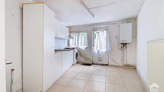 Rue de Mons - 49 - - 6000