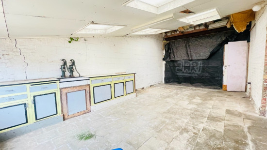 Kwabrugstraat - 54 - - 8510