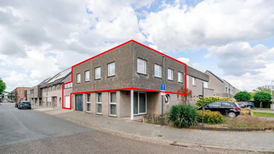 Spekestraat - 17 - bus 1 - 3980