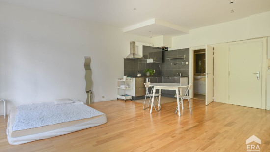 Rue de Hennin - 79 - - 1050