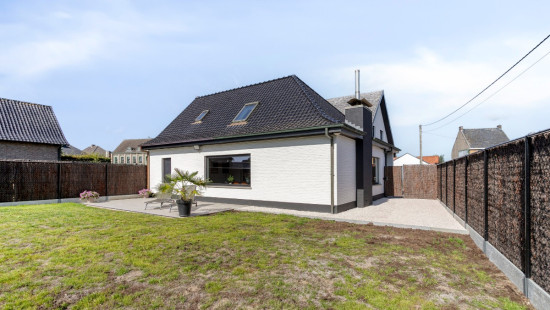 Schoolweg - 2 - - 9750
