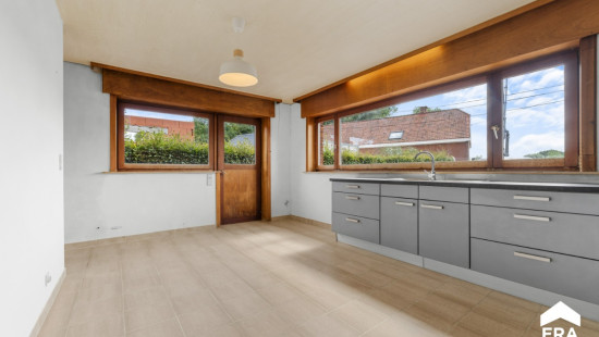 Komerenstraat - 10 - - 8940