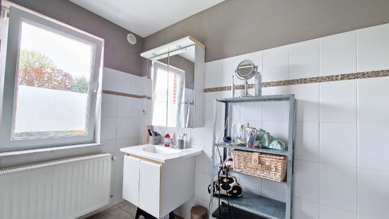 Rue des Quatre Sentiers - 126 - - 4431