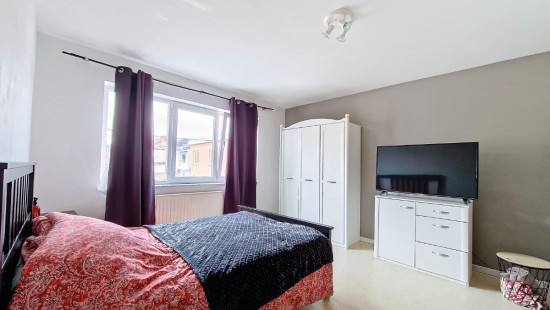 Rue des Quatre Sentiers - 126 - - 4431
