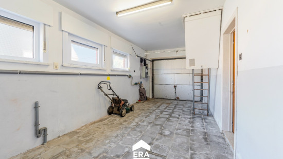 Koolskampstraat - 102 - - 8810