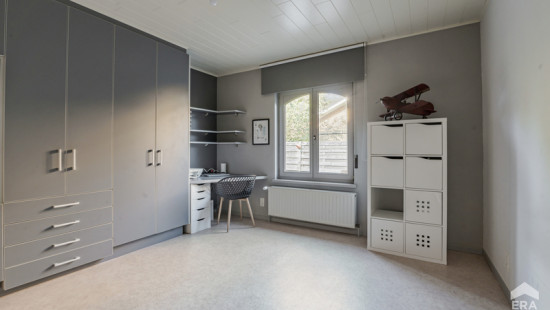 Postbaan - 77 - - 3290