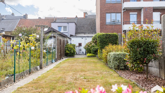 Van Lierdestraat - 18 - - 9470
