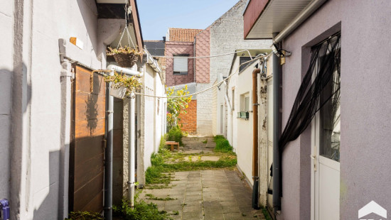 Van Lierdestraat - 18 - - 9470