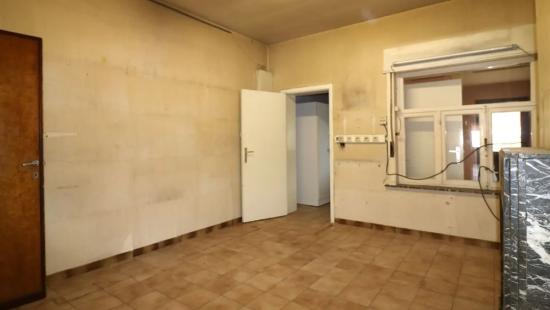 Stationsstraat - 26 - - 3272