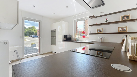 Rue du Centre - 63A - - 4557