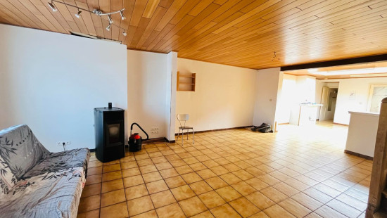 Komenstraat - 105 - - 8940