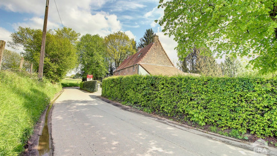 Rue du Centre - 79 - - 1400