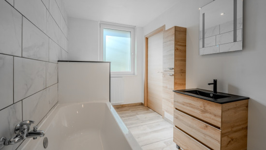 Avenue Libert - 37 - - 4100