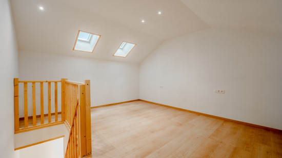 Avenue Libert - 37 - - 4100