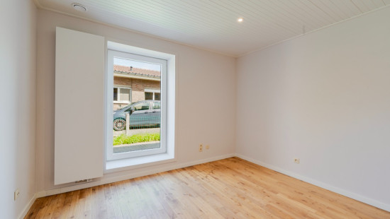 Broekstraat - 146 - - 9255