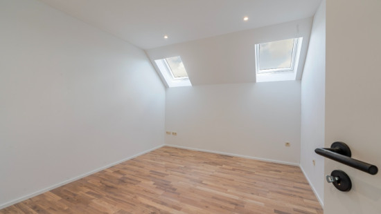 Broekstraat - 146 - - 9255